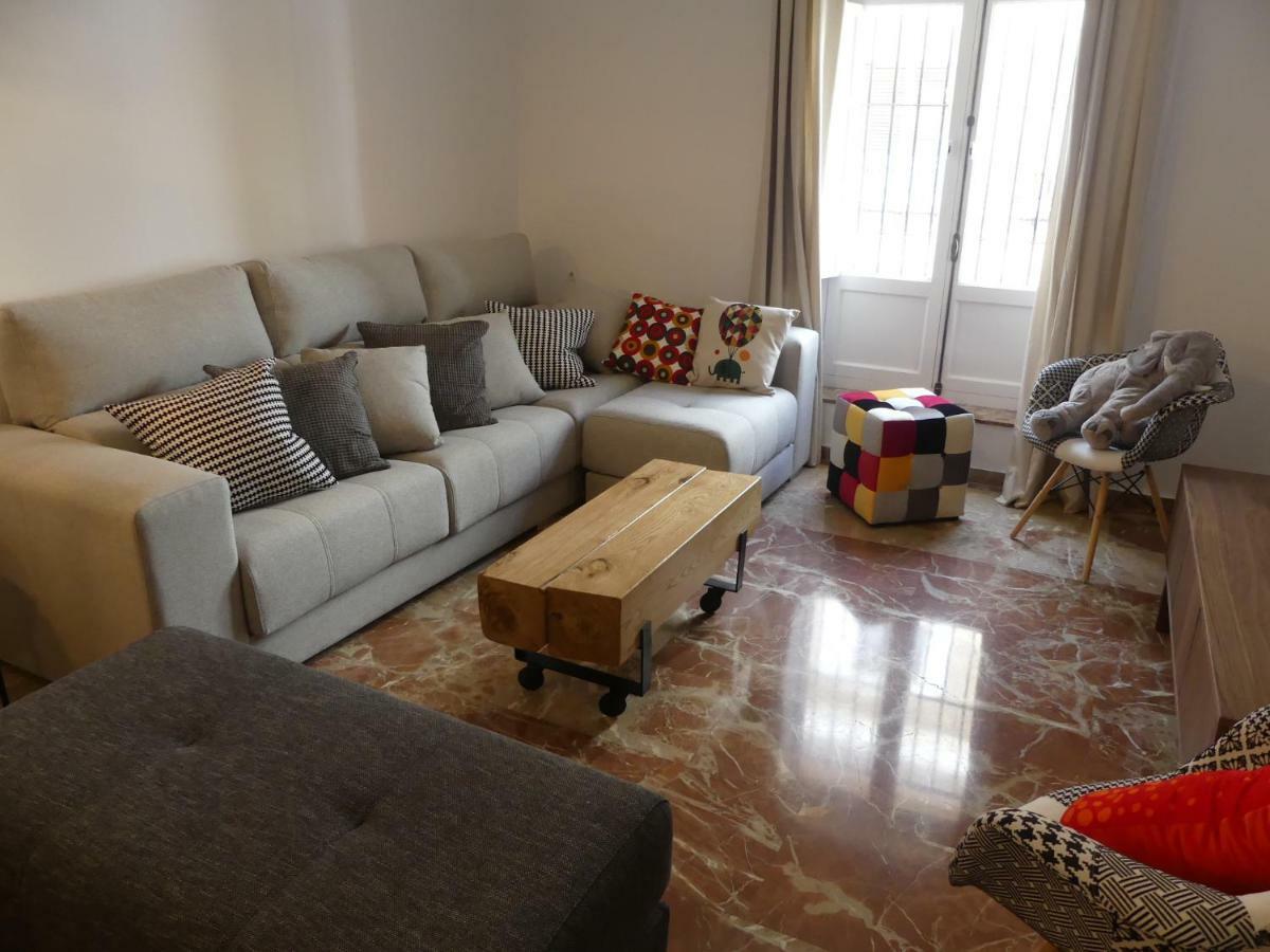 Gatu Premium Villa Aramburu, " Preferente Mayores De 25 Anos Y Familias " El Puerto de Santa María Buitenkant foto