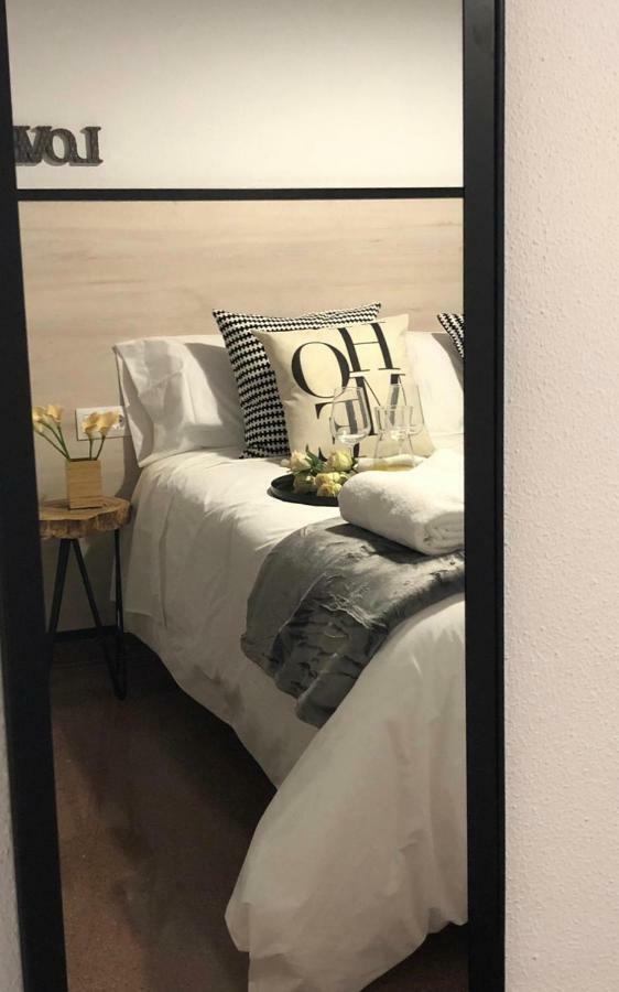 Gatu Premium Villa Aramburu, " Preferente Mayores De 25 Anos Y Familias " El Puerto de Santa María Buitenkant foto